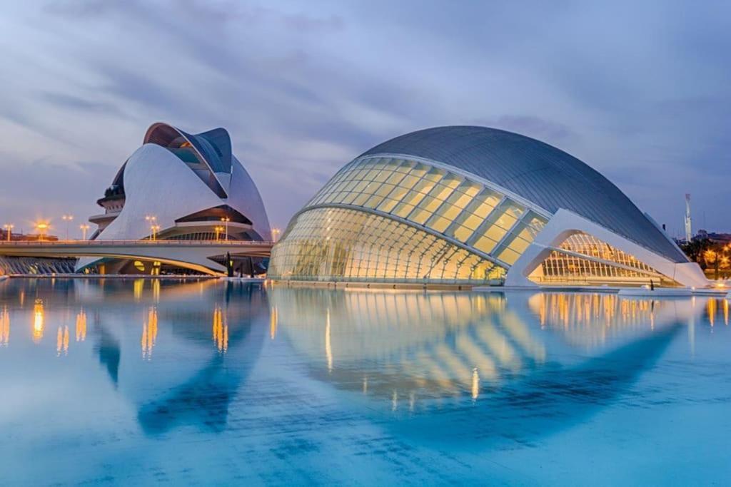 Valencia Las Artes Y Ciencias + Garaje + Netflix Zewnętrze zdjęcie